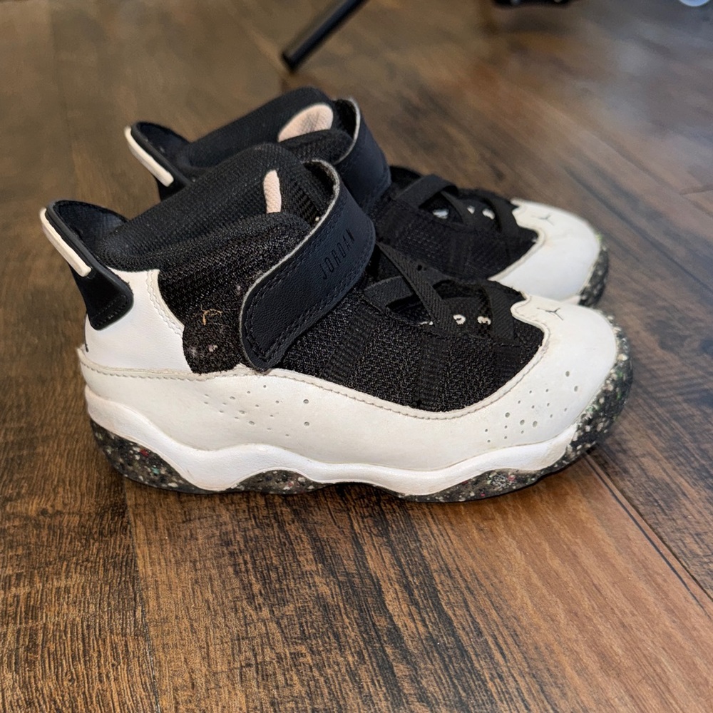 Jordan 6 rings  Kids Black and White Sneakers with Speckled Sole - Picture 4 of 16